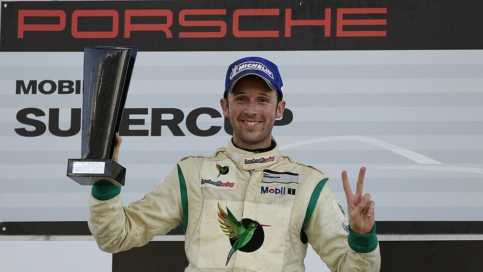 Der nächste Pokal für René Rast - der Deutsche war auch beim Klassiker in Daytona erfolgreich, Foto: Porsche
