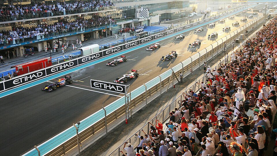 Gelingt Sebastain Vettel beim Abu Dhabi GP der fünfte Sieg in Folge?, Foto: Sutton