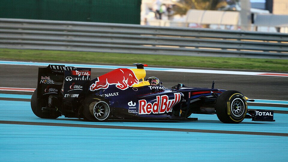 Kein Strukturfehler an Vettel-Reifen entdeckt, Foto: Sutton