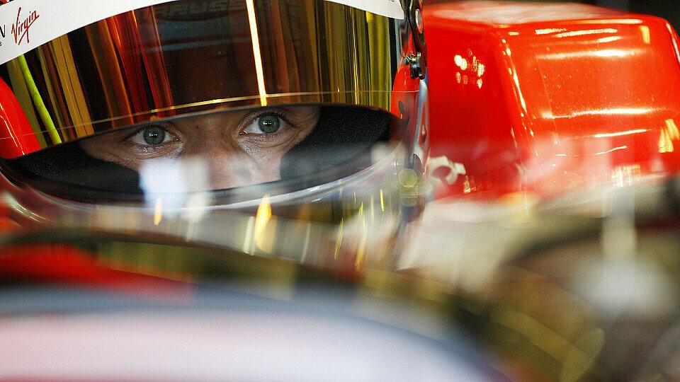 Charles Pic saß erstmals im Formel-1-Renner, Foto: Sutton