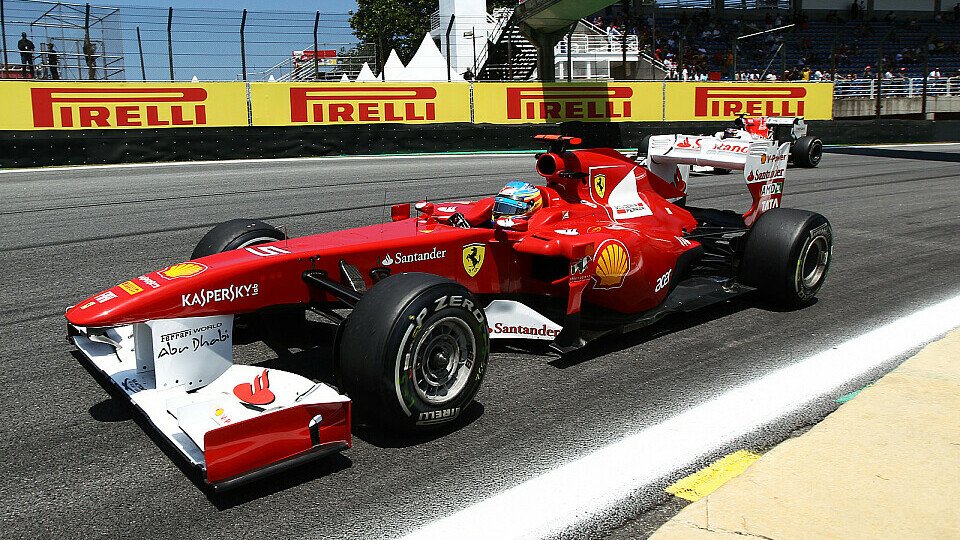 Fernando Alonso erwartet ein Duell mit Mercedes, Foto: Sutton