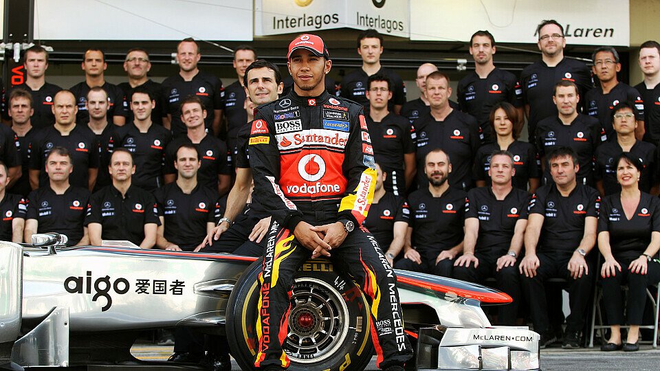 Feuer und Flamme für das Team: McLaren stand 2011 hinter Hamilton - dieser bedankt sich dafür, Foto: Sutton