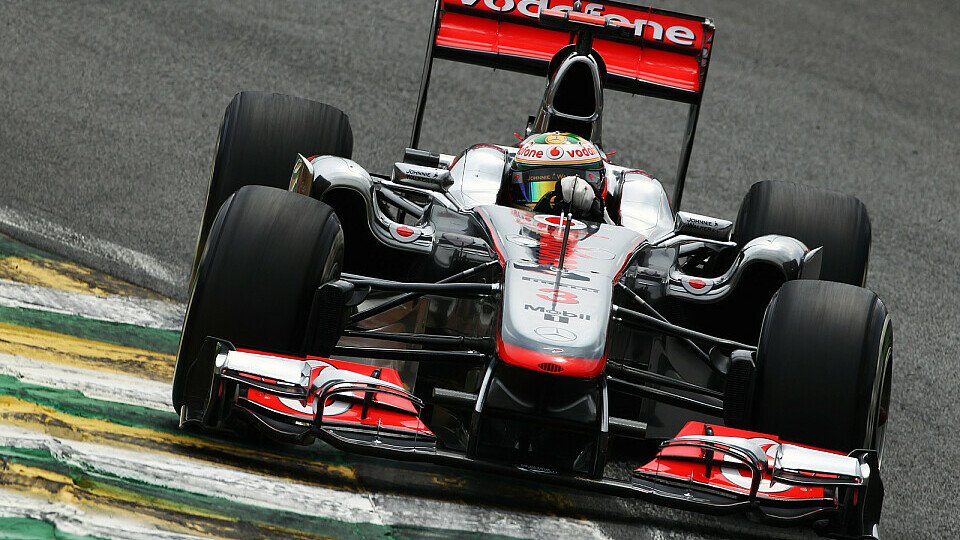 Lewis Hamilton muss sich im Rennen steigern, Foto: Sutton