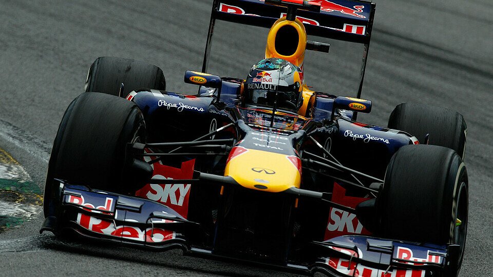 Dominanz pur: Sebastian Vettel im RB7, Foto: Red Bull