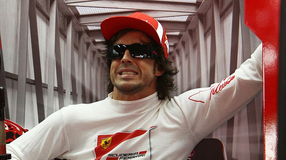 Fernando Alonso - motiviert bis in die Haarspitzen, Foto: Sutton