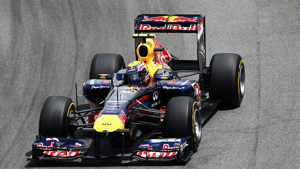 Zum Saisonende hat sich Mark Webber auf die Pirelli-Reifen eingeschossen, Foto: Sutton