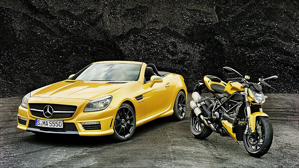 Gemeinsamer Auftritt in Streetfighter yellow, Foto: Daimler AG