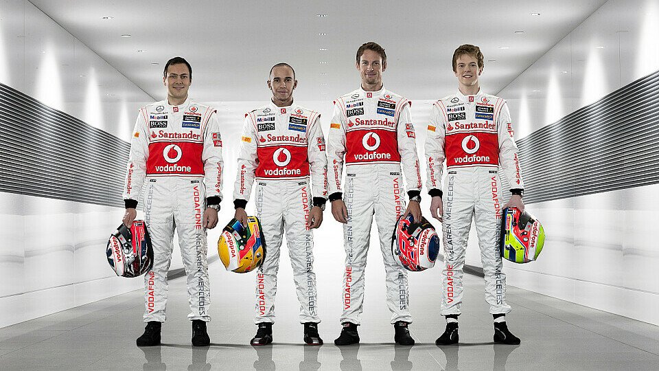 Gemeinsam gegen Red Bull: McLaren setzt mit Gary Paffett, Lewis Hamilton, Jenson Button und Oliver Turvey auf ein starkes Team, Foto: McLaren