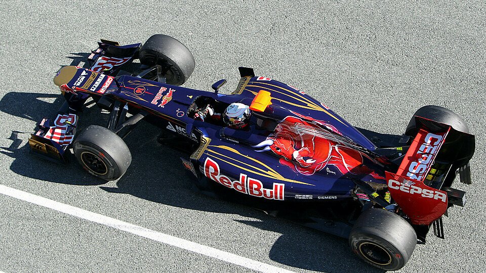Daniel Ricciardo musste den STR7 vorzeitig abstellen, Foto: Sutton