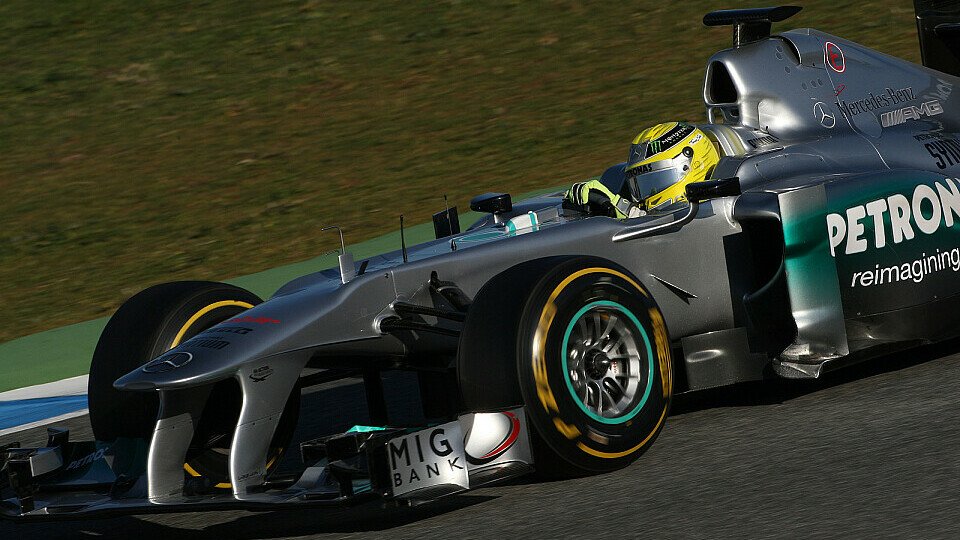 Nico Rosberg testet in Barcelona die neuen Reifen auf dem neuen Auto, Foto: Sutton