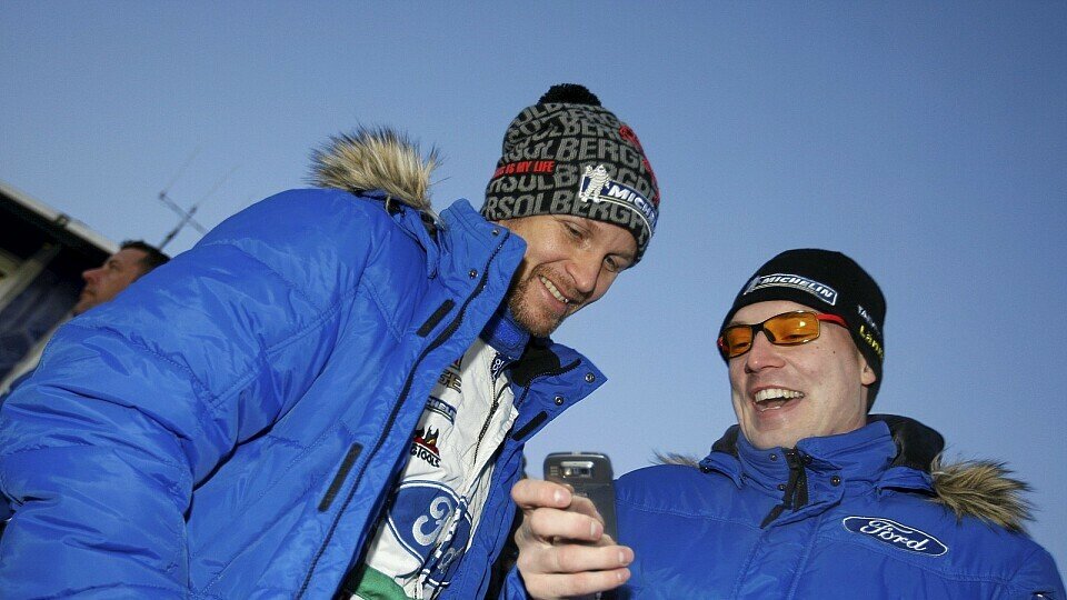 Jari-Matti Latvala und Petter Solberg konnten nach dem ersten Tag in Schweden strahlen, Foto: Ford