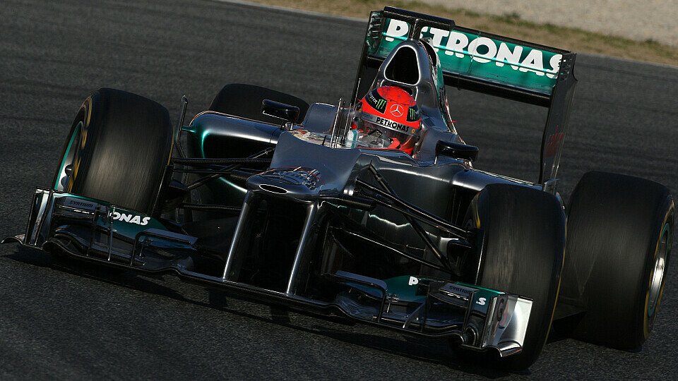 Erste offizielle Ausfahrt in Barcelona: Der F1 W03 debütiert, Foto: Sutton