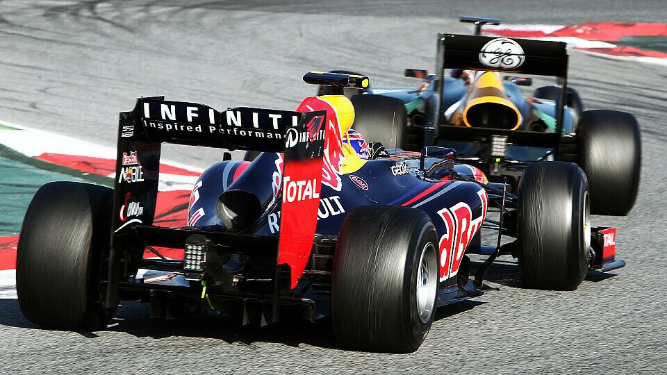 Martin Brundle sieht einen engen Zweikampf zwischen Red Bull und McLaren, Foto: Sutton