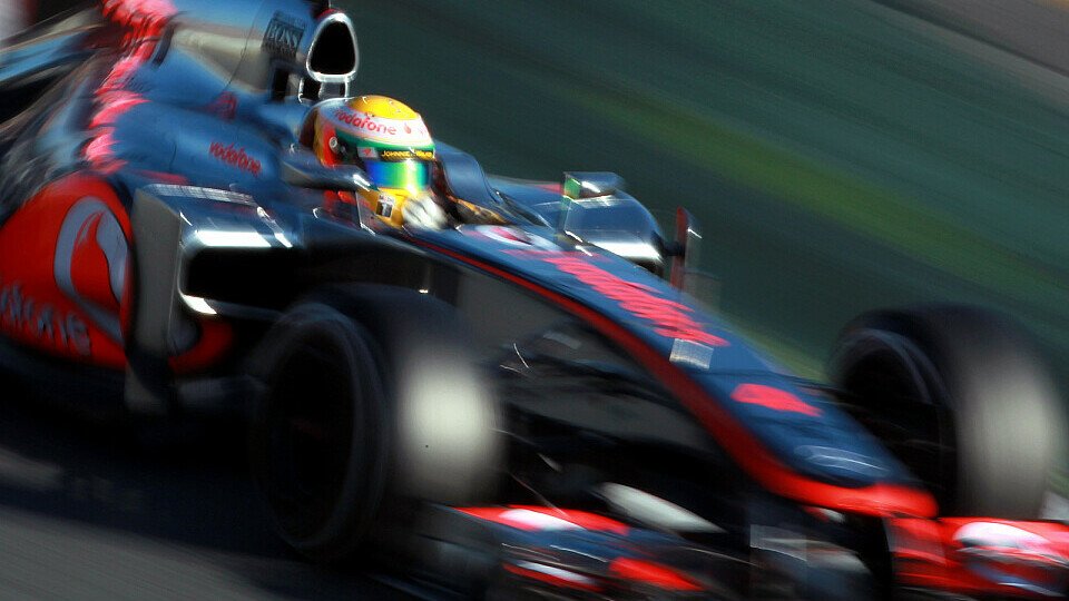 Lewis Hamilton scheint gut drauf zu sein, Foto: Sutton