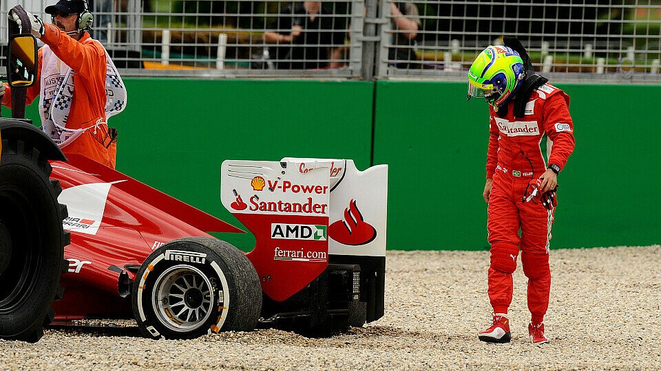 Massa steckt im Kies - ist die Zeit des Brasilianers bei Ferrari bald abgelaufen?, Foto: Sutton