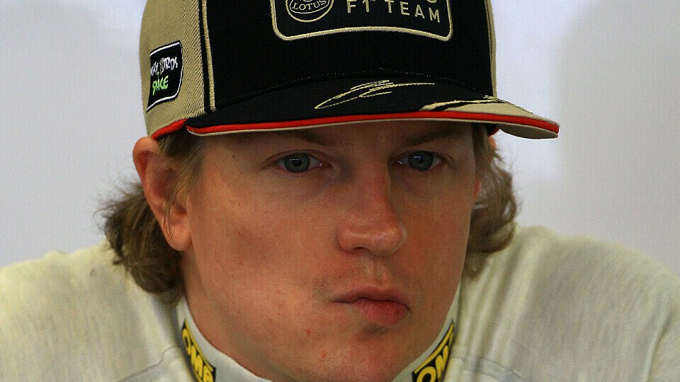Räikkönen grübelt über die Probleme bei Lotus, Foto: Sutton