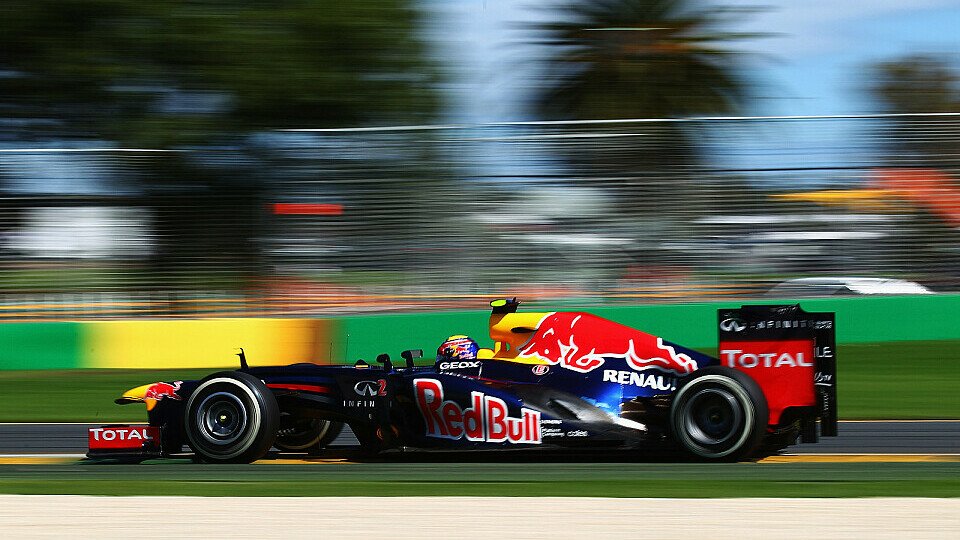 Mark Webber ortet einen Kampf mit McLaren, Foto: Red Bull