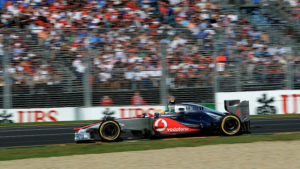 Lewis Hamilton musste sich Jenson Button geschlagen geben, Foto: Sutton