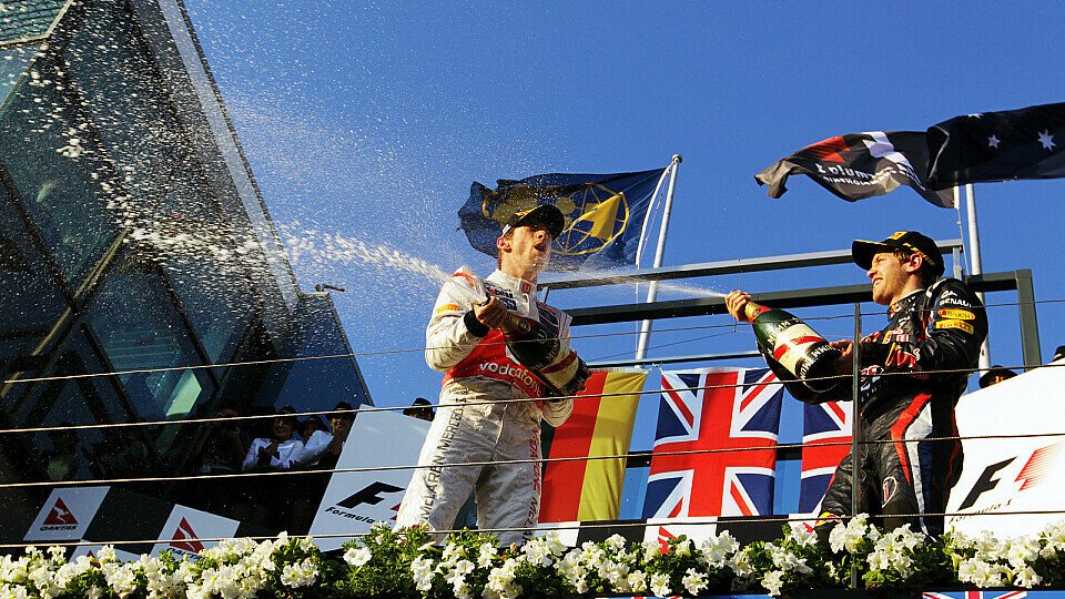 Niki Lauda lobte Jenson Button und Sebastian Vettel, Foto: Sutton