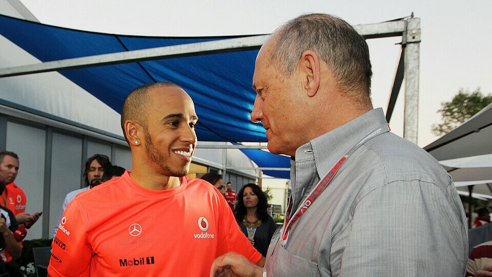 Lewis Hamilton soll sich bis zum Ende des Jahres nur auf McLaren konzentrieren, Foto: Sutton