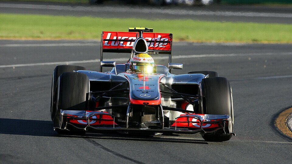 Nach seinem enttäuschenden Rennen in Melbourne blickt Lewis Hamilton nun nach vorne, Foto: Sutton