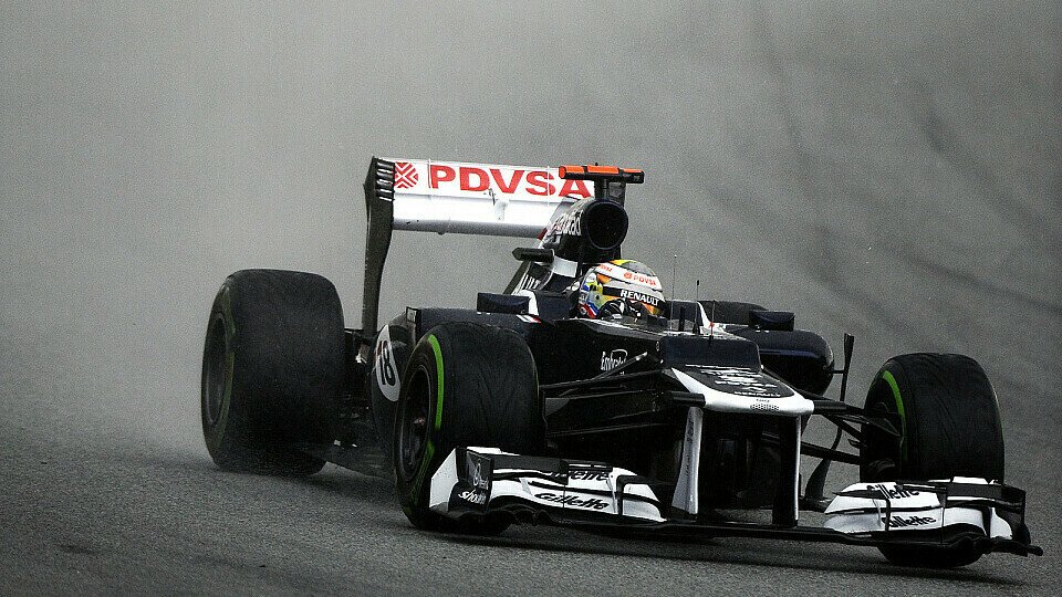 Pastor Maldonado sieht seinen Williams-Rennstall im Aufschwung, Foto: Sutton