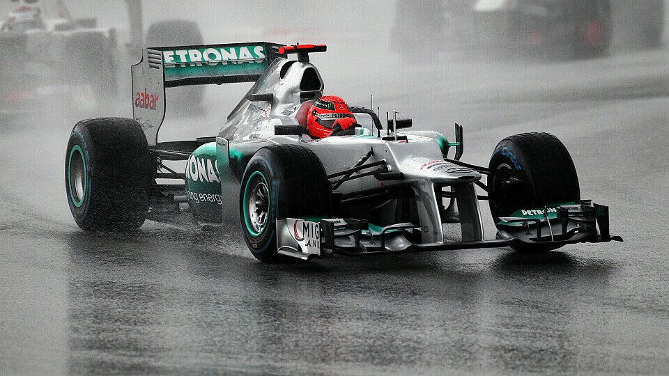 Michael Schumacher galt lange als Regenkönig der Formel 1, Foto: Sutton