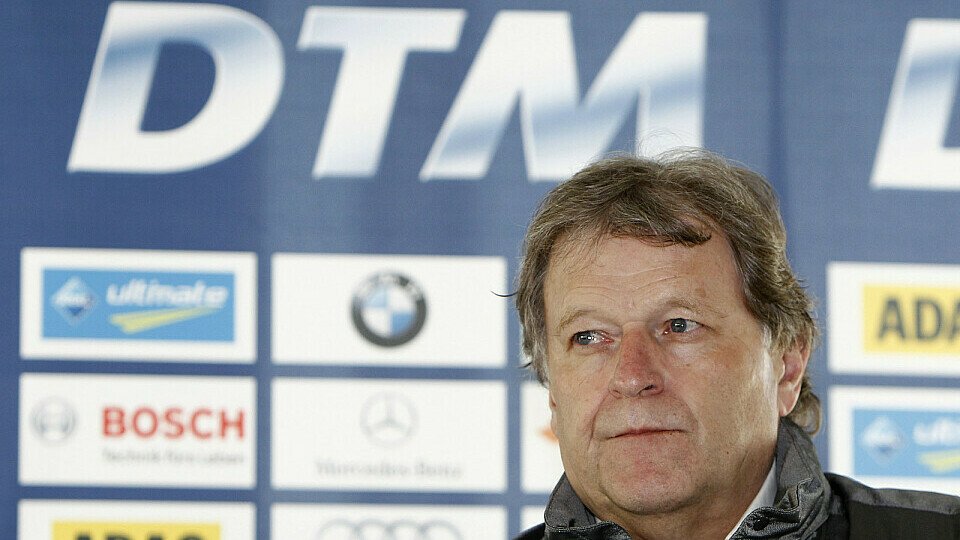 Norbert Haug erwartet erst im Laufe der Saison engere Abstände, Foto: DTM