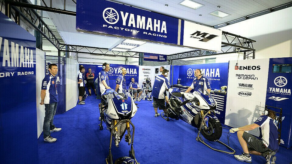 Das Yamaha-Werksteam wartet weiter auf einen Großsponsor, Foto: Milagro