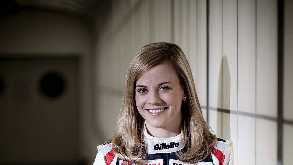 Susie Wolff hat gut lachen: Neben der DTM wird sie 2012 Entwicklungsfahrerin bei Williams in der Formel 1, Foto: Williams
