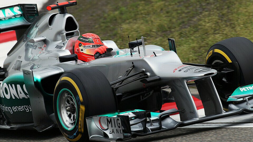 Michael Schumacher äußert sich zu seiner Reifen-Kritik, Foto: Sutton
