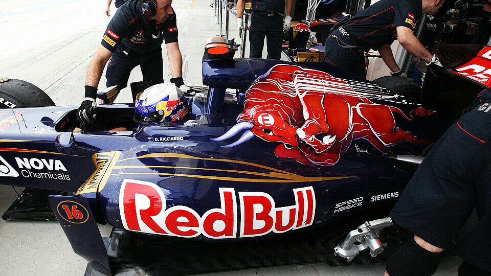 Landet Daniel Ricciardo auch im Rennen unter den ersten Zehn?, Foto: Sutton