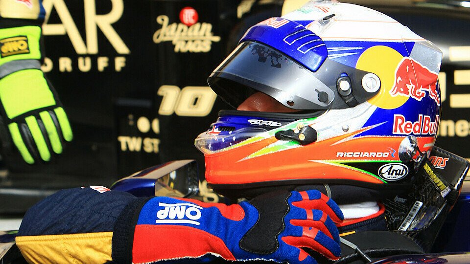 Daniel Ricciardo fuhr im Qualifying zum zweiten Mal in die Top Ten, Foto: Sutton