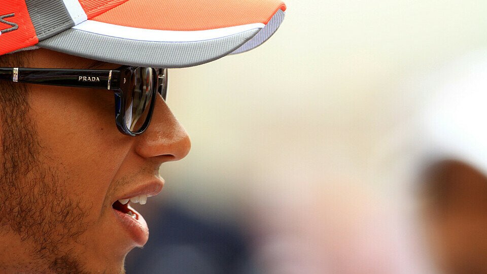 Lewis Hamilton hat viel vor, Foto: Sutton