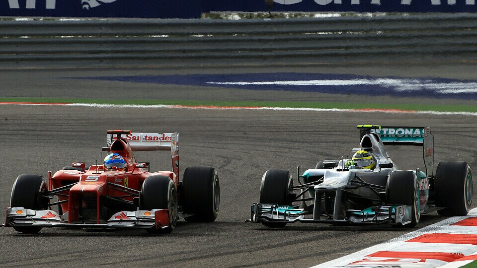 Rosberg und Alonso lagen im Clinch, Foto: Sutton