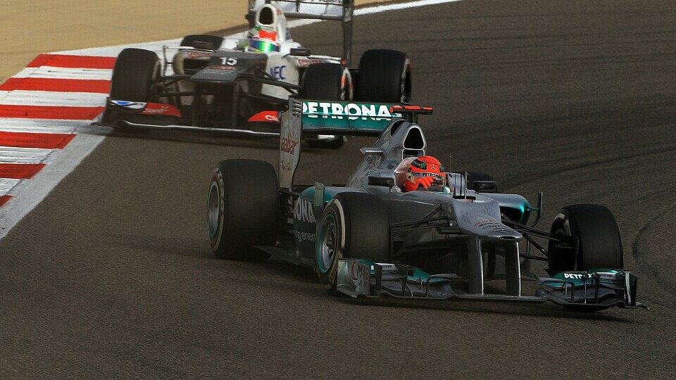 Alonso ist sich sicher: Im Sauber hätte Schumacher 2012 mehr Spaß gehabt, Foto: Sutton