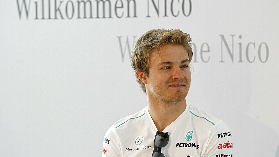 Nico Rosberg und Jean Todt lassen sich beim DTM-Auftakt blicken, Foto: DTM