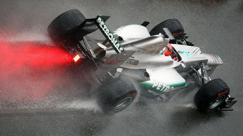 Michael Schumacher hatte ien Wetterglück, Foto: Sutton