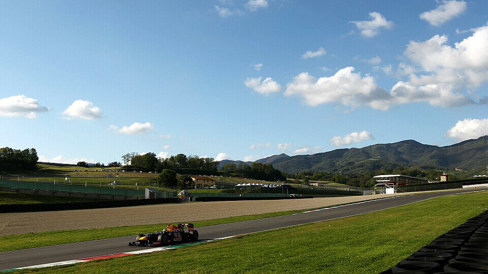 Die meisten F1-Fahrer lieben den Flug durch die Toskana, Foto: Red Bull