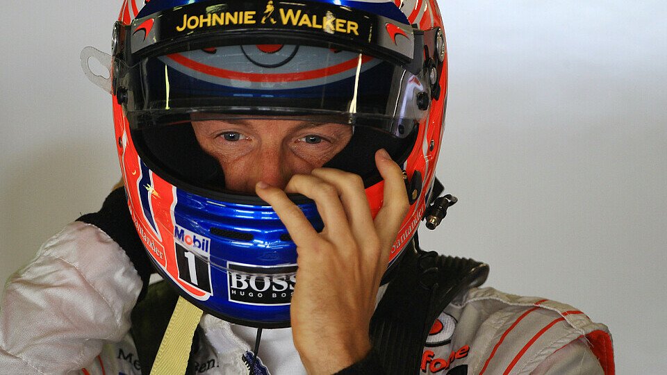 Jenson Button musste seinen Helm in Barcelona bereits früh abnehmen, Foto: Sutton