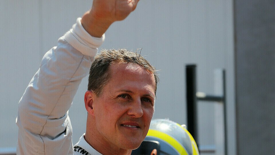Christian Danner freut sich für Michael Schumacher, Foto: Sutton