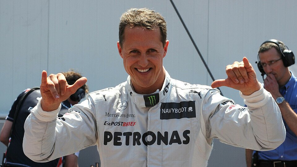 Paul Hembery sieht in Valencia Michael Schumacher vorn, Foto: Mercedes AMG