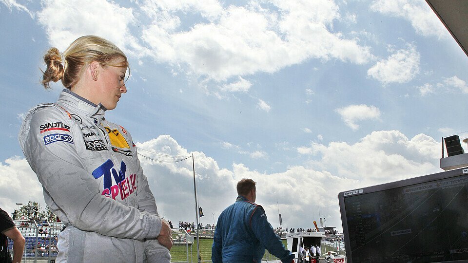 Susie Wolff blickt zufrieden auf ihre DTM-Karriere zurück, Foto: RACE-PRESS