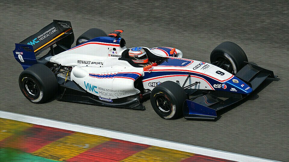 Walter Grubmüller verpasste die Top-10, Foto: Renault Sport