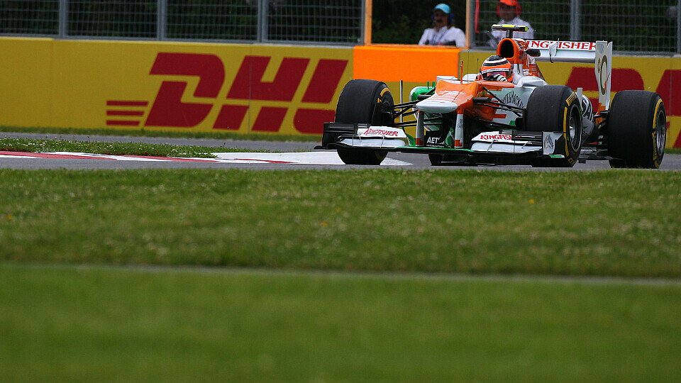 Nico Hülkenberg hielt sich am Freitag im Gegensatz zu anderen Piloten vom Rasen fern, Foto: Sutton