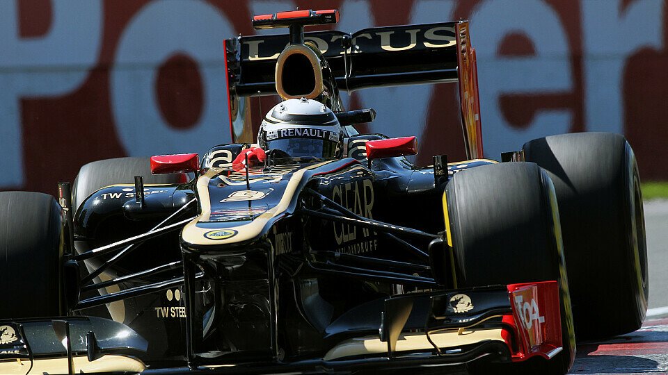 Kimi Räikkönen kämpft mit einem wetterwendischen Auto, Foto: Sutton