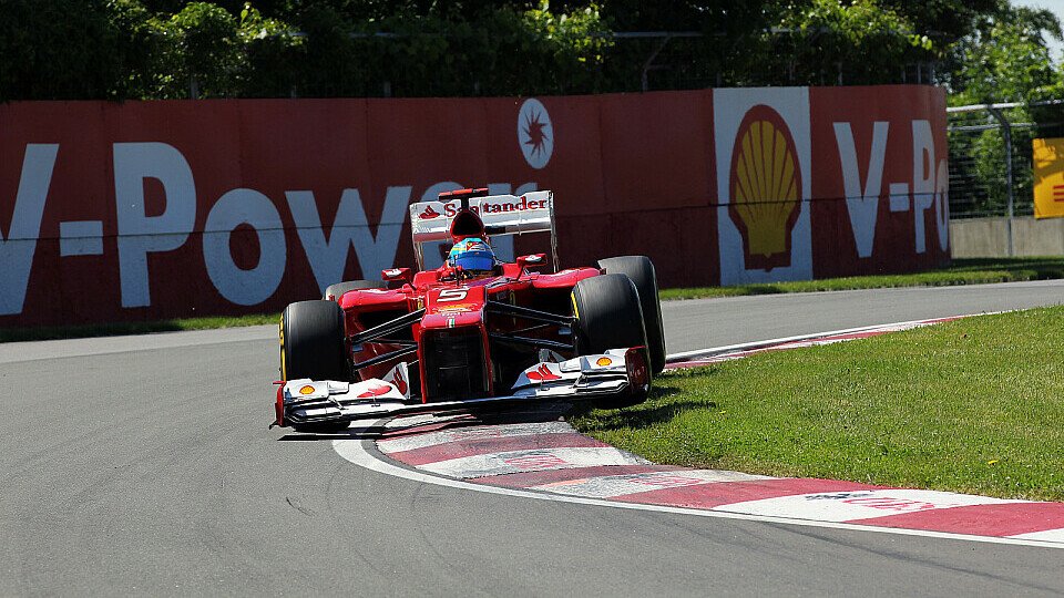 Fernando Alonso mag seinen F2012 immer mehr, Foto: Sutton