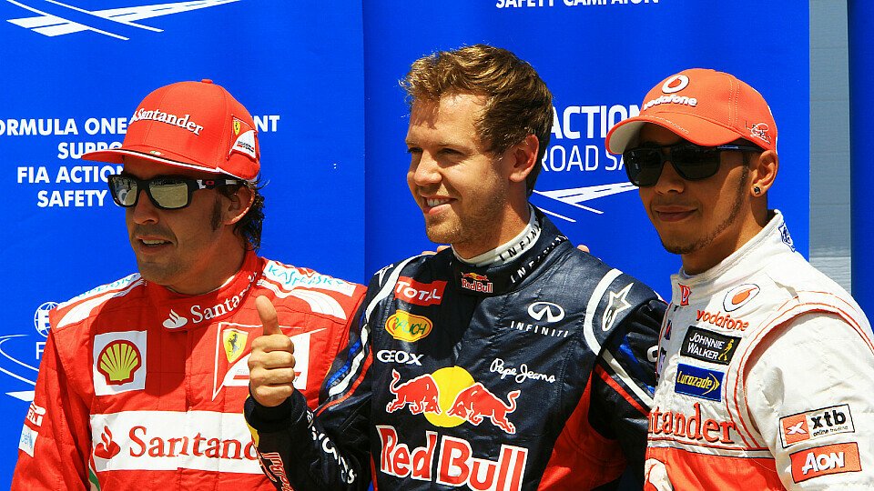 Stefano Domenicali erwartet in der WM einen Dreikampf zwischen Alonso, Vettel und Hamilton, Foto: Sutton