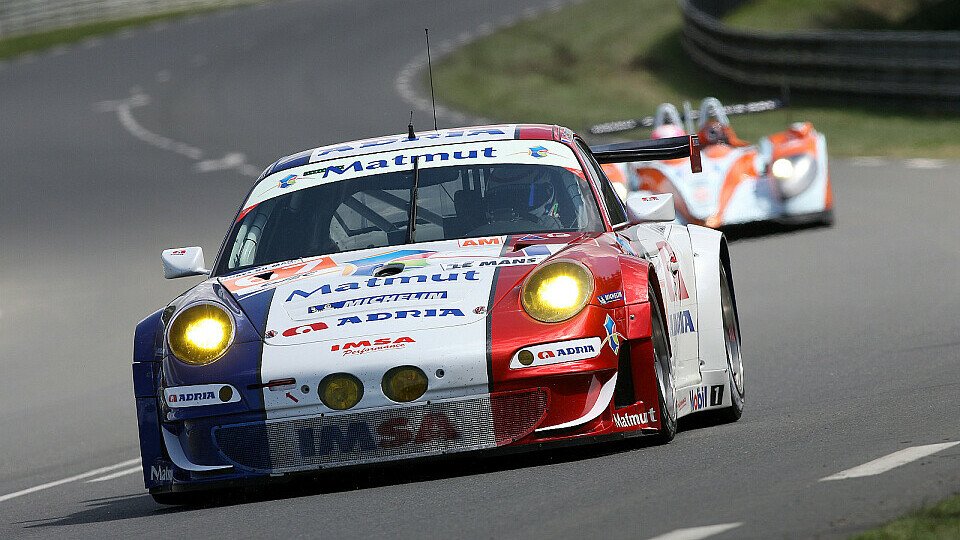 Der IMSA-Porsche liegt noch gut im Rennen, Foto: Porsche