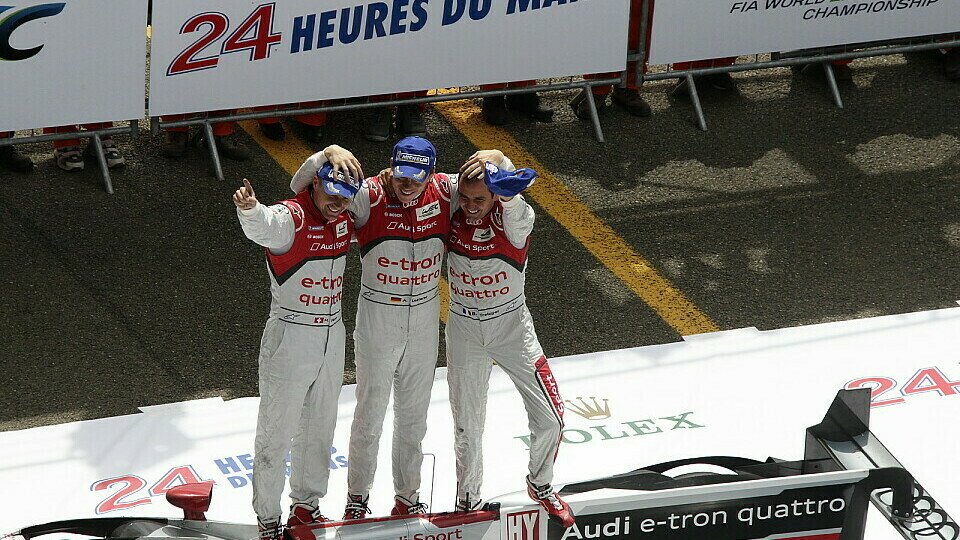 Das erfolgreiche Trio aus Le Mans besuchte das Audi-Werk in Neckarsulm, Foto: Audi